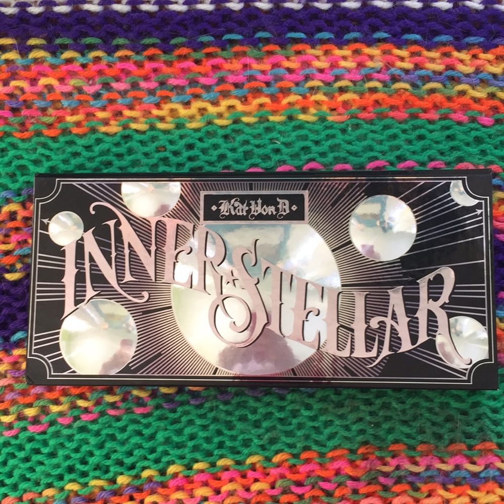 Eyeshadow palette